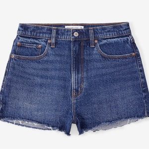 Abercrombie & Fitch Mom Short Curve Love